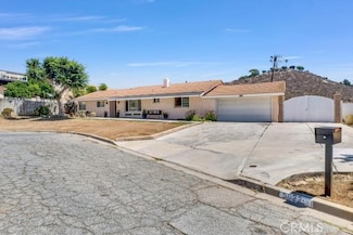 5622 Sharon Way, Riverside, CA 92509
