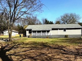 426 Gun Club Rd, Denison, TX 75021