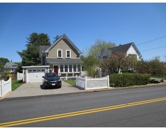 37 Ferry St, South Grafton, MA 01560