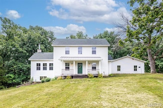 720 E Breedlove Dr, Sturgeon, MO 65284