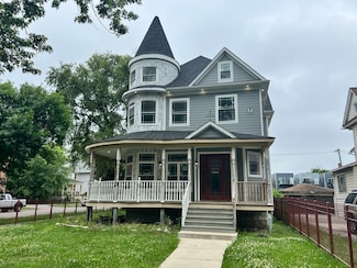 600 N Pine Ave, Chicago, IL 60644