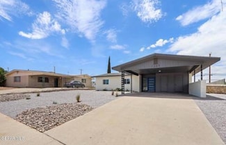 1207 Bois d Arc Dr, El Paso, TX 79925