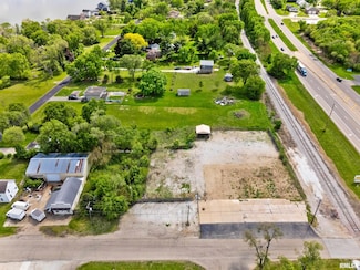 5610 E Knox St, Rome, IL 61562