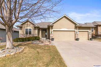 18912 Leavenworth St, Elkhorn, NE 68022