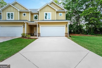 6884 Robinson St, Lithonia, GA 30058
