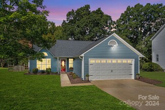 4131 Huntmeadow Dr, Charlotte, NC 28269