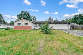 6917 Riverton Dr, Fort Wayne, IN 46825
