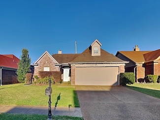 8108 Conridge Dr, Memphis, TN 38125