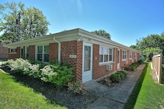 413 Wilson St Unit B, Downers Grove, IL 60515
