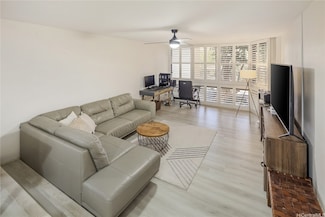 531 Hahaione St Unit 2/1A, Honolulu, HI 96825