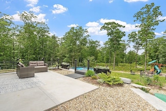 17 Hastings Rd, Ashburnham, MA 01430