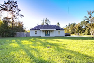 25090 D Hutchinson Rd, Holden, LA 70744