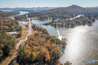 4 Rainbow Dr, Rainbow City, AL 35906