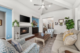 390 Double L Dr, Dripping Springs, TX 78620