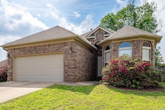 2214 Reveille Cir, Jacksonville, AR 72076