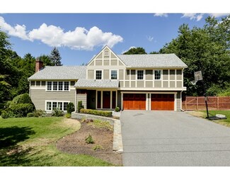 22 Hollywood Rd, Winchester, MA 01890