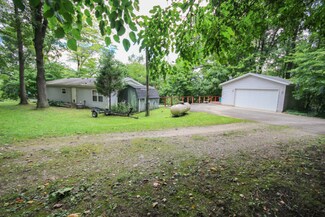 59826 County Line Rd, Three Rivers, MI 49093