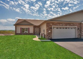 1323 Lynchfield Ln, Greensburg, PA 15601