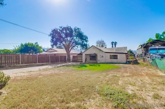 8861 Kenwood Dr, Spring Valley, CA 91977