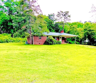 2262 Fernwood Church Rd, Morristown, TN 37813