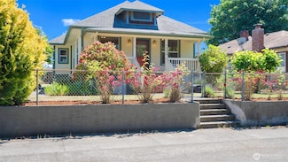 1334 Elizabeth Ave, Bremerton, WA 98337