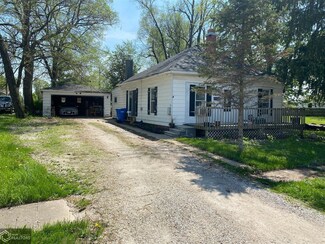 40 10th Ave W, Albia, IA 52531