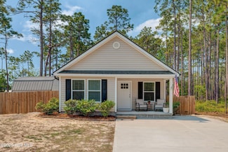72 Shelby Rd, Southport, NC 28461