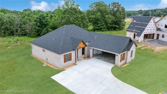 1107 Twisted Oak Way, Greenwood, AR 72936