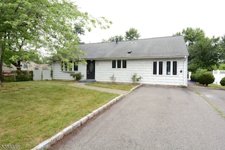 26 Haines Ave, Piscataway, NJ 08854