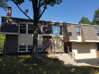 712 Linden Ct, Itasca, IL 60143