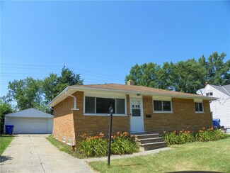 6204 Sylvia Dr, Brookpark, OH 44142