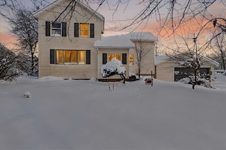 27064 White St, Cassopolis, MI 49031