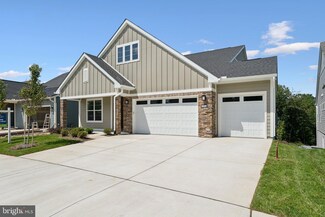 126 Nandina Place, Lake Frederick, VA 22630