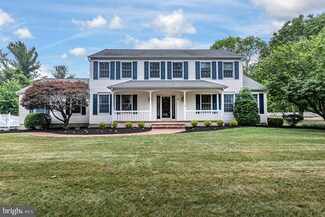4 Kingswood Ct, Belle Mead, NJ 08502