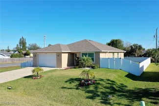 18585 Dogwood Rd, Fort Myers, FL 33967