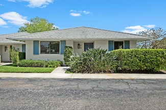 616 Club Dr, Palm Beach Gardens, FL 33418