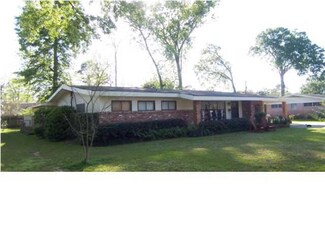 312 Karen Dr, Lafayette, LA 70503