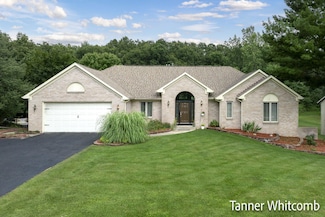 2991 Riverwoods Dr NE, Rockford, MI 49341