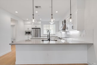 219 Gambrel Cir, Santa Rosa, CA 95403