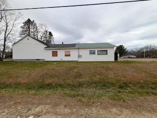1036 Meadow Rd, Casco, ME 04015
