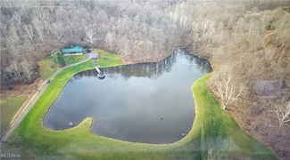 150 Lois Ln, Waterford, OH 45786