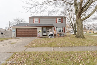 297 Wakefield Place, Oregon, OH 43616