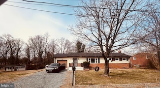 5715 Linda Ln, Temple Hills, MD 20748