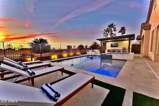 6672 S St Andrews Ct, Gilbert, AZ 85298