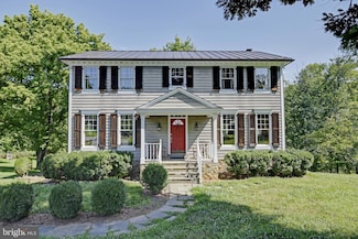 35249 Scotland Heights Rd, Round Hill, VA 20141