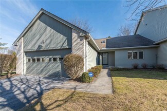 2 Woodbury Way, Fairport, NY 14450