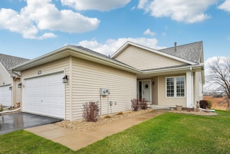 17340 Deerfield Dr SE, Prior Lake, MN 55372
