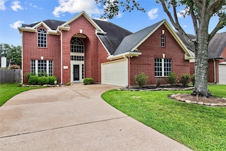 10902 Spruce Dr N, La Porte, TX 77571