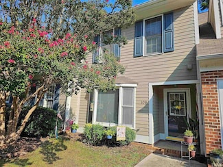 108 Forest Oaks Dr, Durham, NC 27705