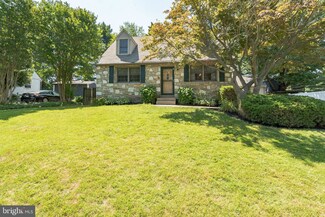 3239 Maple Rd, Huntingdon Valley, PA 19006